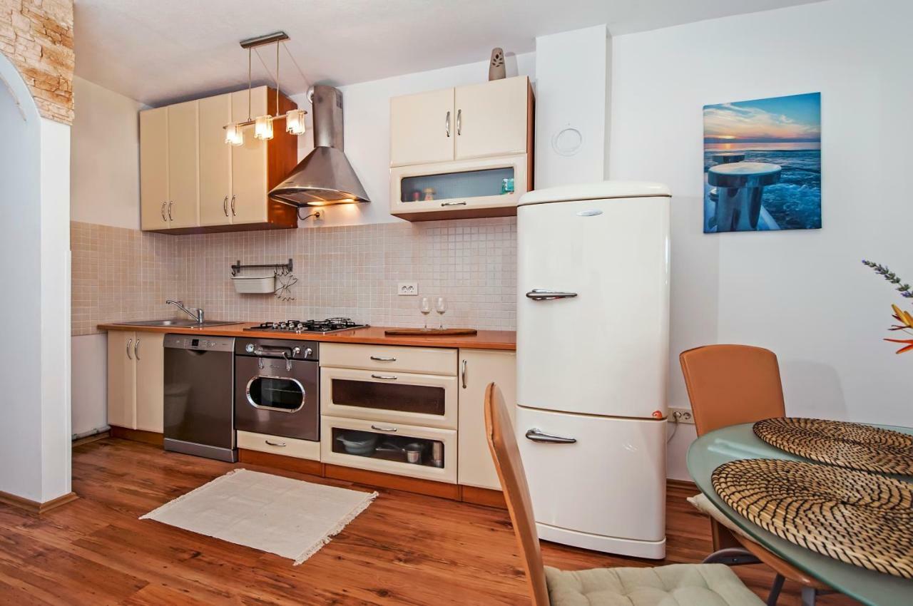 Apartment Thalassa Rovinj Eksteriør bilde