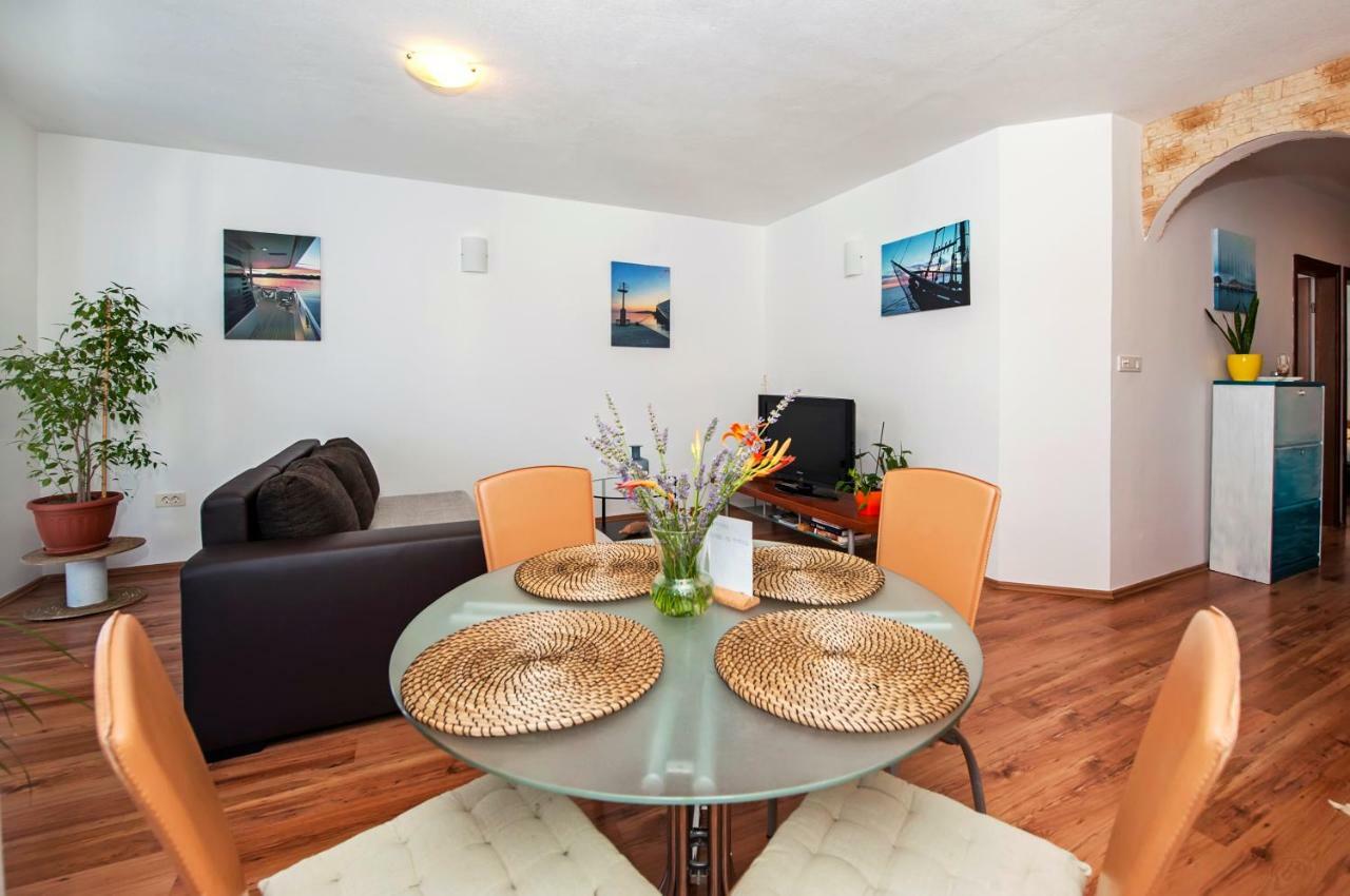 Apartment Thalassa Rovinj Eksteriør bilde