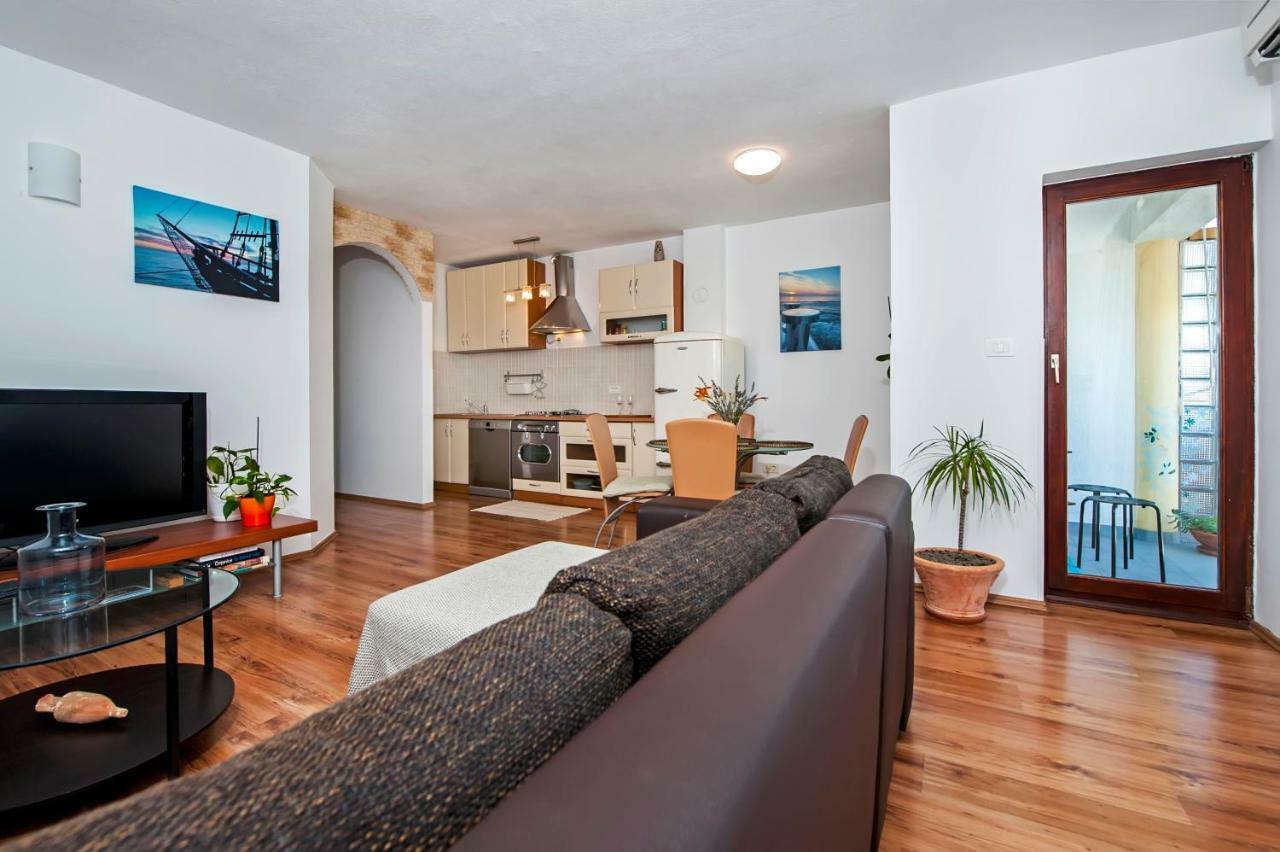 Apartment Thalassa Rovinj Eksteriør bilde